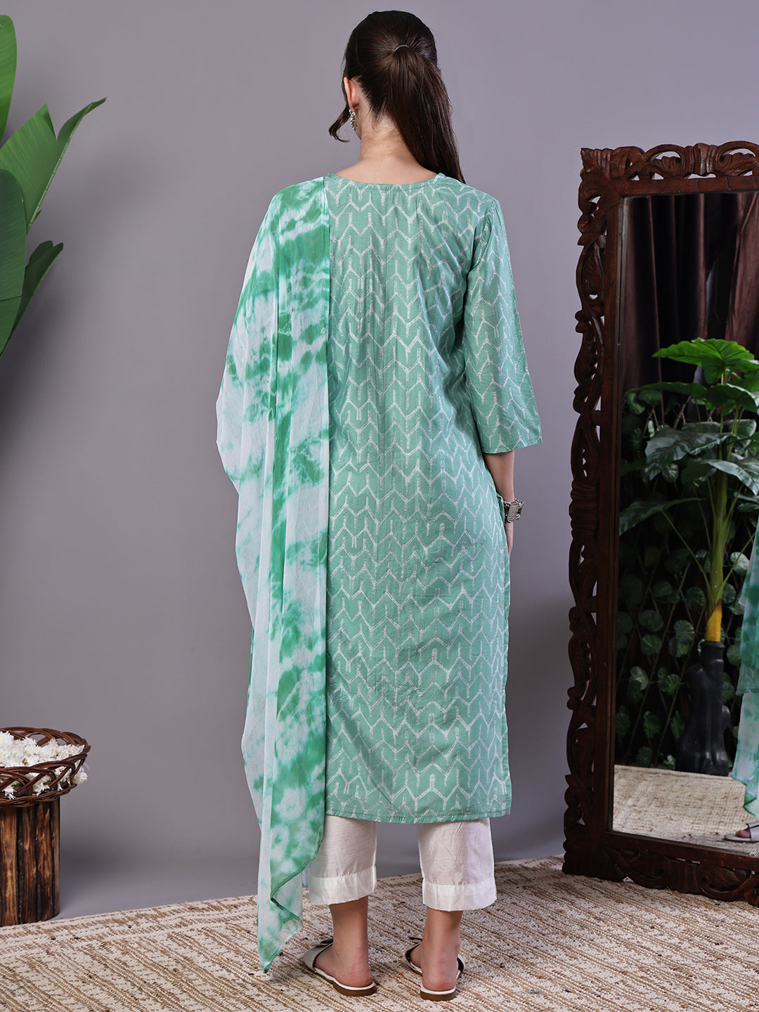 Aawari Mint Green Chanderi Embroidered Kurta Set with Dupatta - Suit Sets