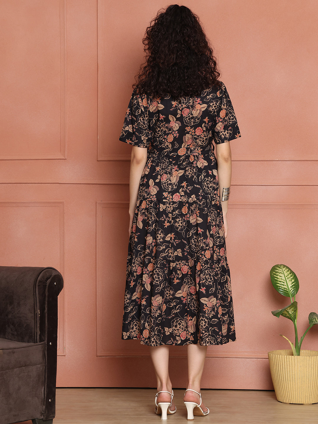 Aawari Black Floral Print Shirt Dresses With Waist Tie-Up / Western Wear