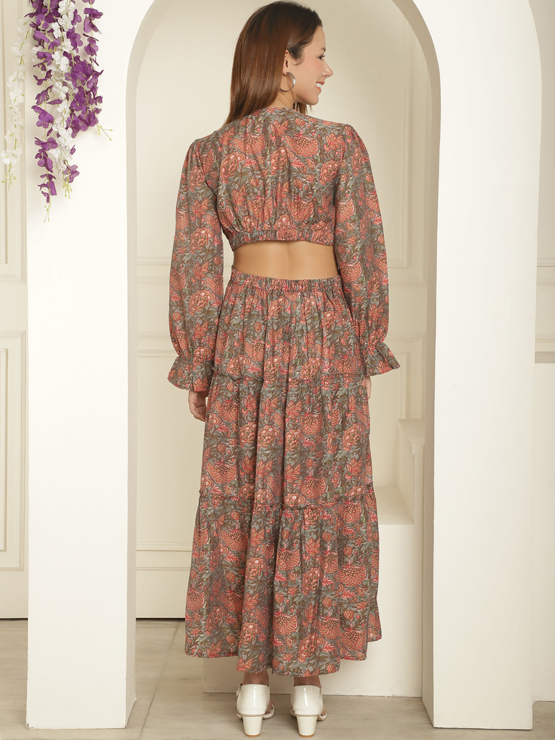 Aawari Floral Print Waist Cut-Out Maxi Dresses / Western Wear