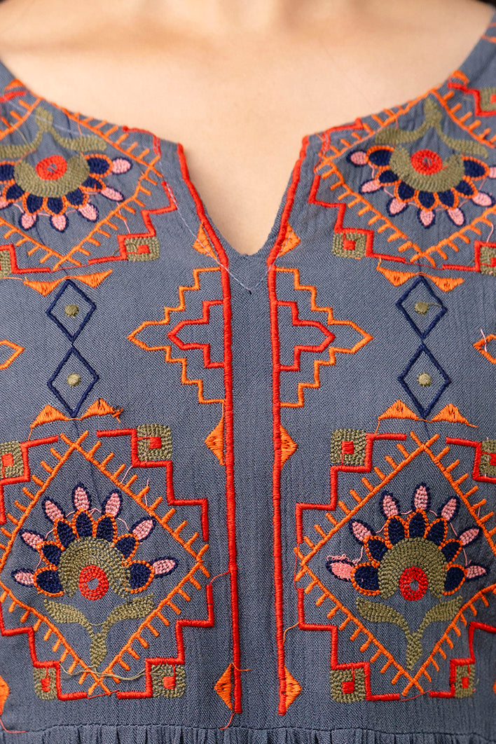 Aawari Women Embroidered Midi Dresses / Western Wear