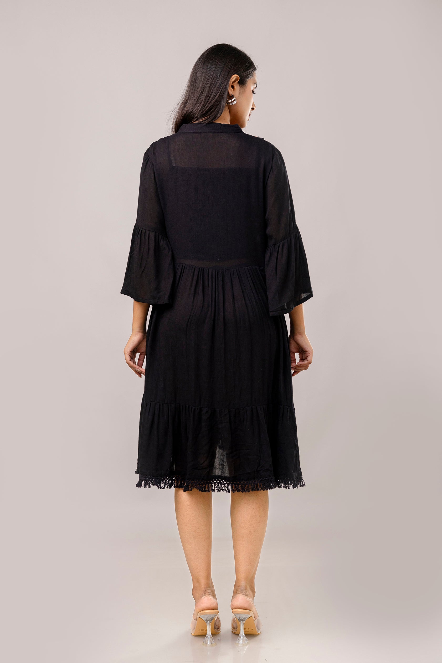 Aawari Women Embroidered Midi Dresses / Western Wear