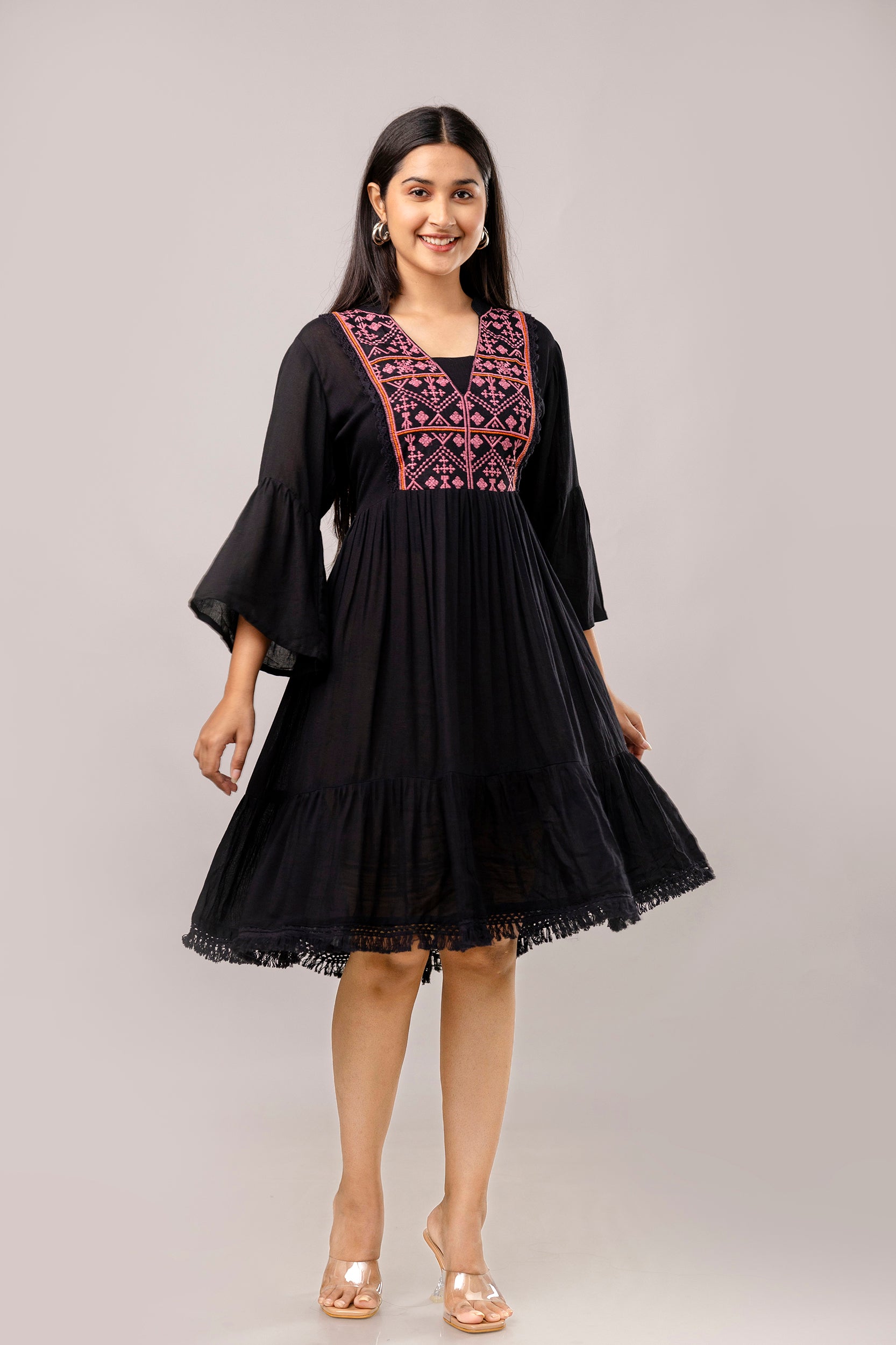 Aawari Women Embroidered Midi Dresses / Western Wear