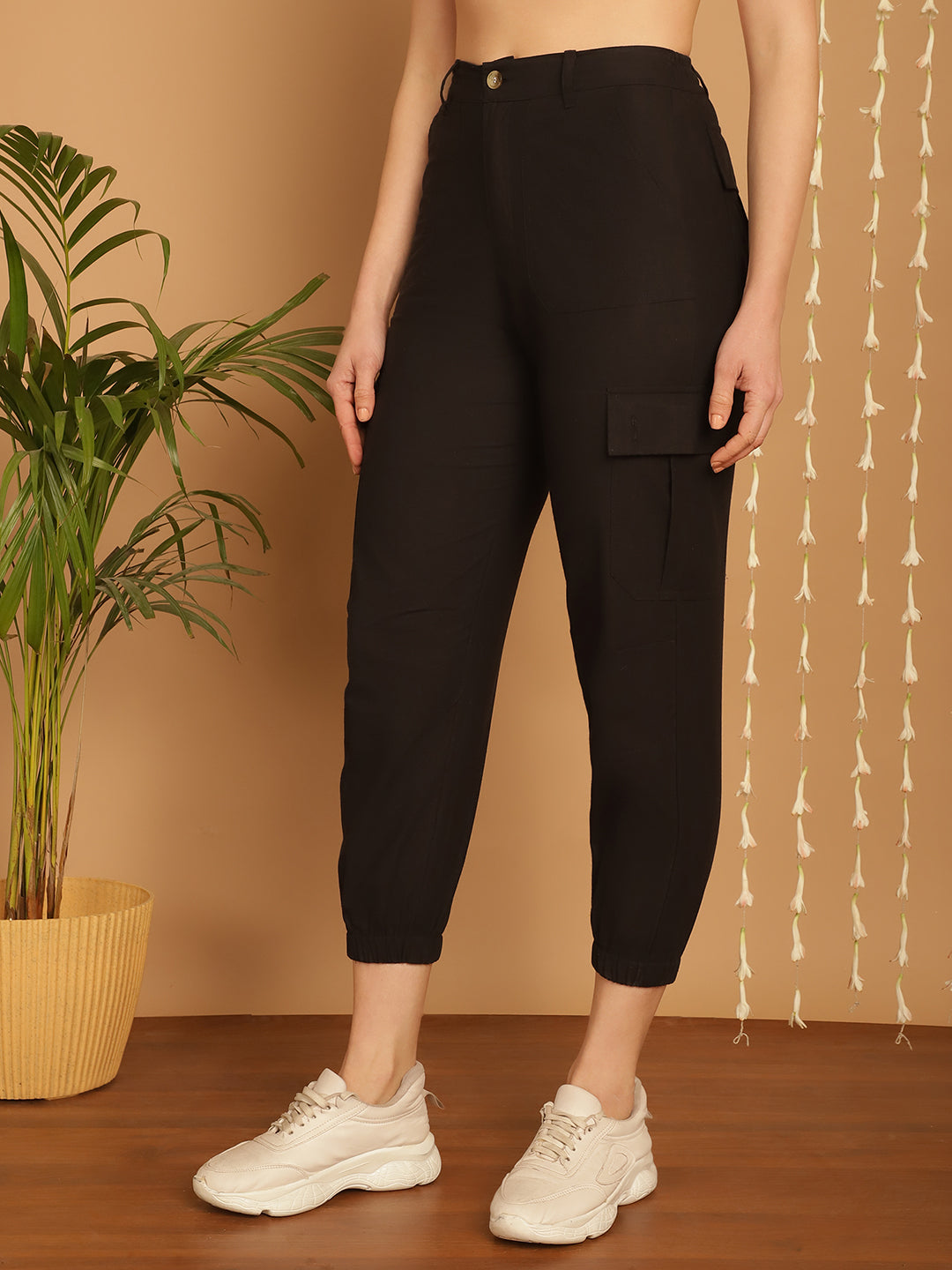Aawari Women Cargo Pants