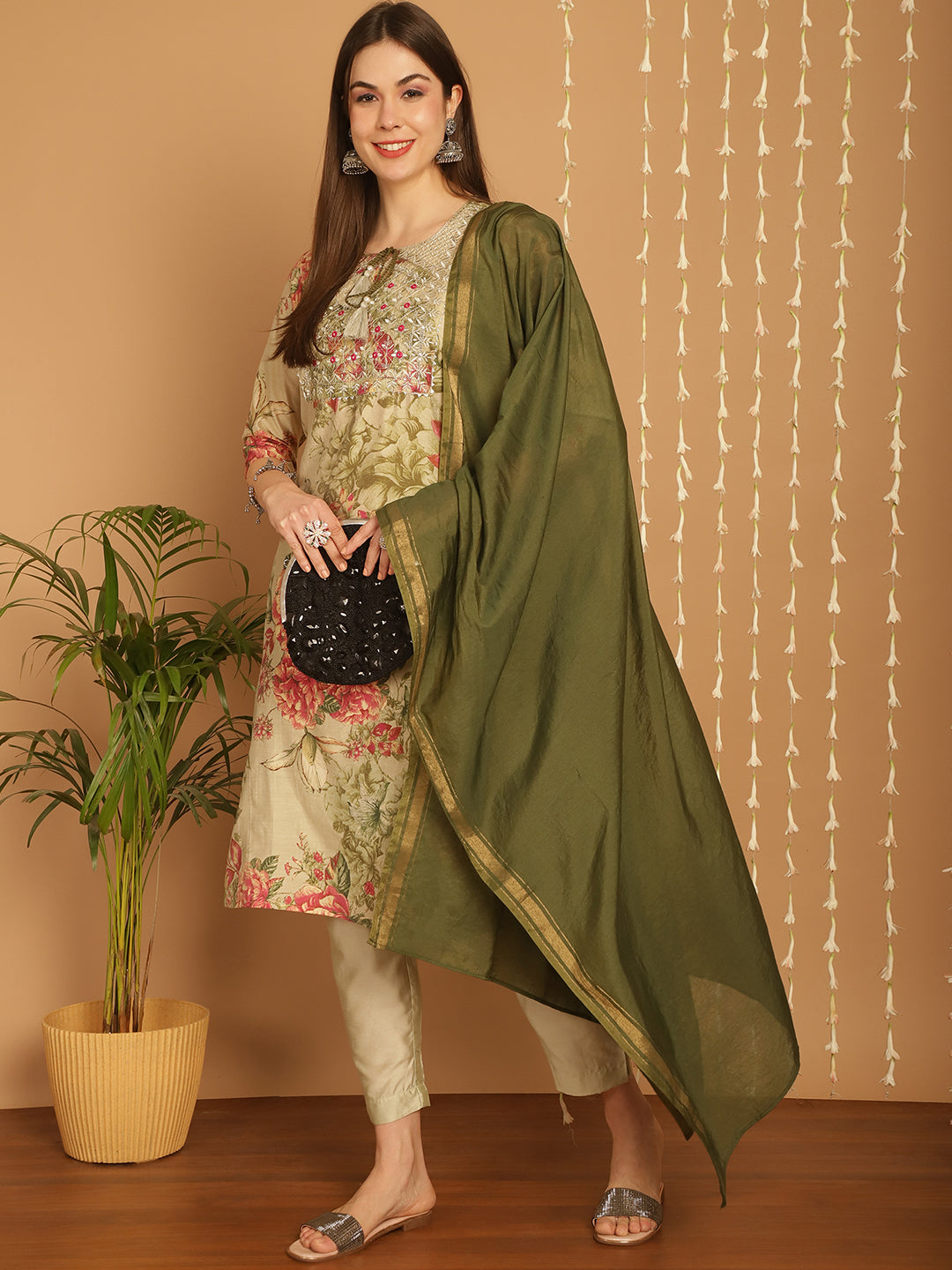 Aawari Women Chanderi Printed Three Piece Suit Sets