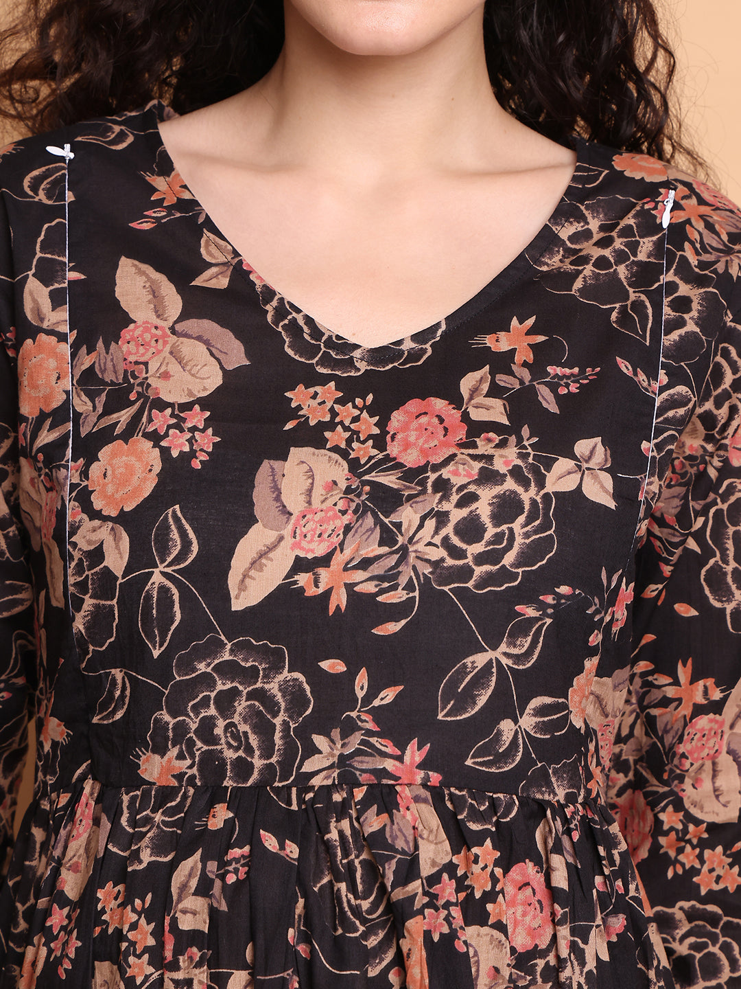 Aawari Black Floral Printed Cotton Maternity Dresses with 3/4 Sleeves