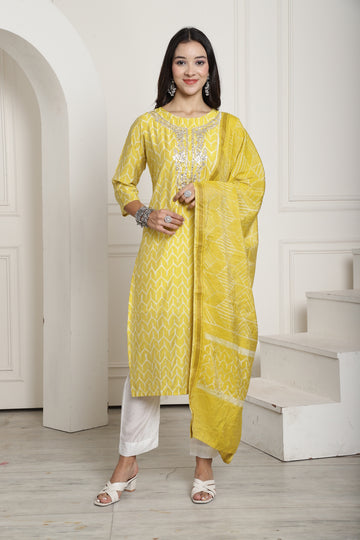 Aawari Women Printed Yellow Shine Three Piece Suit Sets