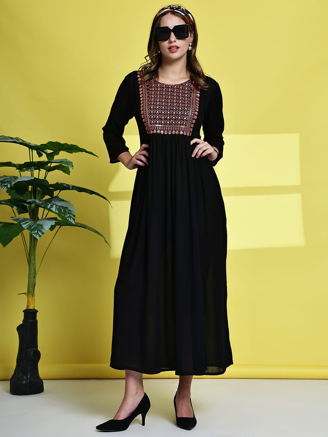 Aawari Women's Black Embroidered Maxi Dresses - Elegant Long Dress for Festive & Party Wear / Dresses / Western Wear