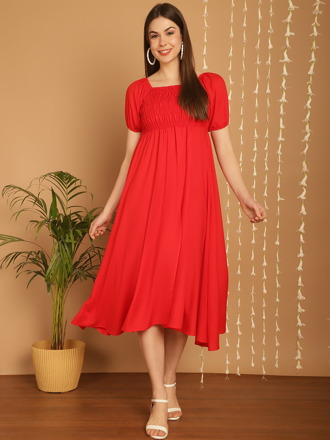 Women Bobbin Dress With Flared Cut