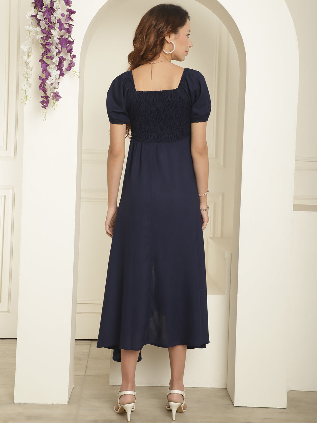Women Bobbin Dress With Flared Cut