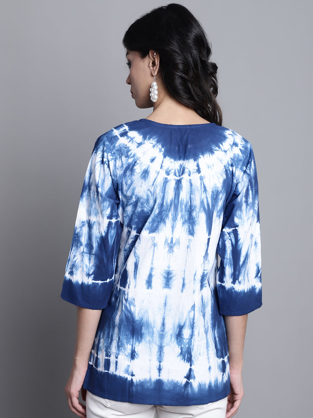 Aawari Blue Tie & Dye Cotton Notched Round Neck A-Line Top