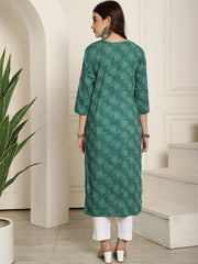 Aawari Women Printed Garden Green Two Piece Suit Set