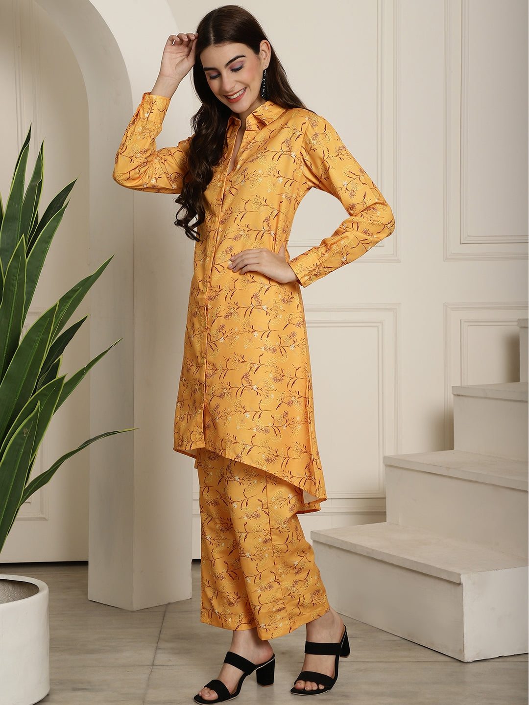Aawari Women Muslin Yellow Flower Printed Shirt Collar Tunic With Trouser