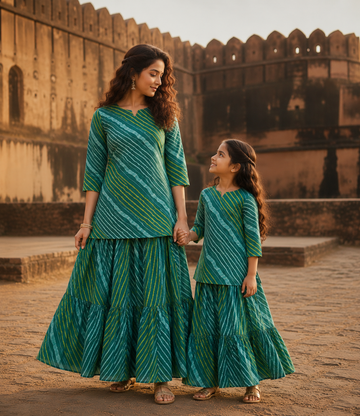 Mom & Daughter Green Striped Printed Kurta & Tiered Skirt Matching Co-ord Set