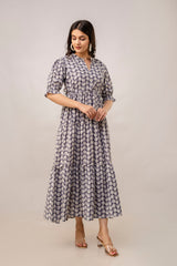 Aawari Women Cotton Printed Knot Dress