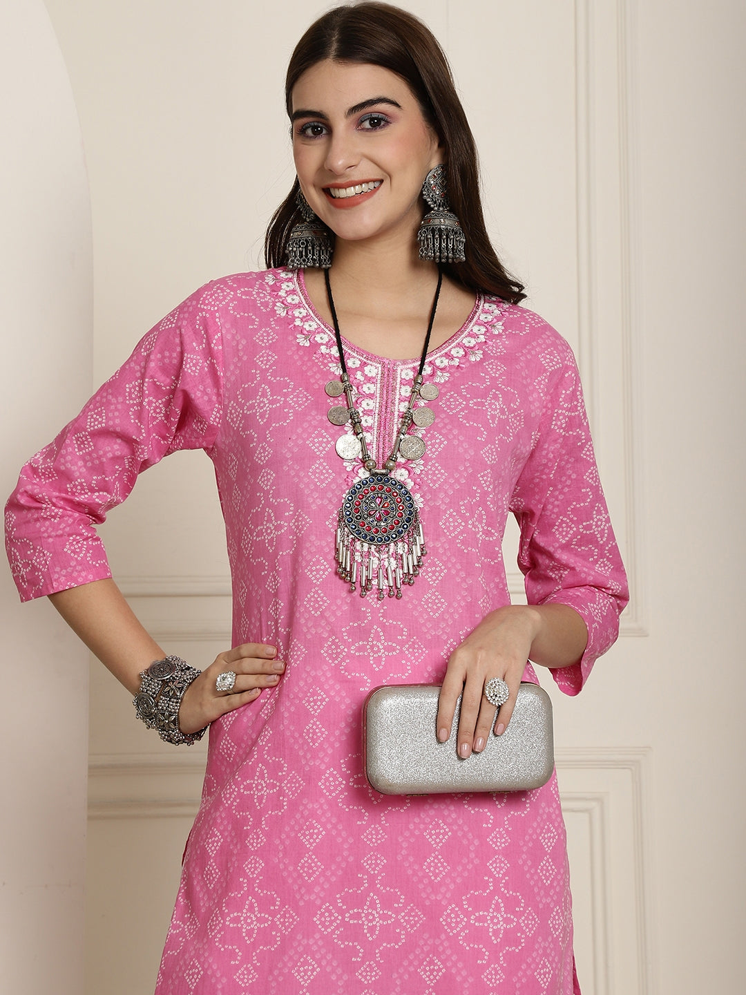 Aawari Women Printed Pink Middle Safflower Two Piece Suit Set