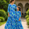 Mom & Daughter Blue Abstract Printed Kurta & Tiered Skirt Matching Co-ord Set