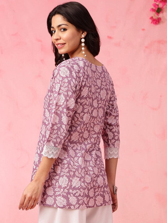 Aawari Floral Printed Mauve Cotton Short Kurti For Women - 3/4 Sleeve Daily Wear Top
