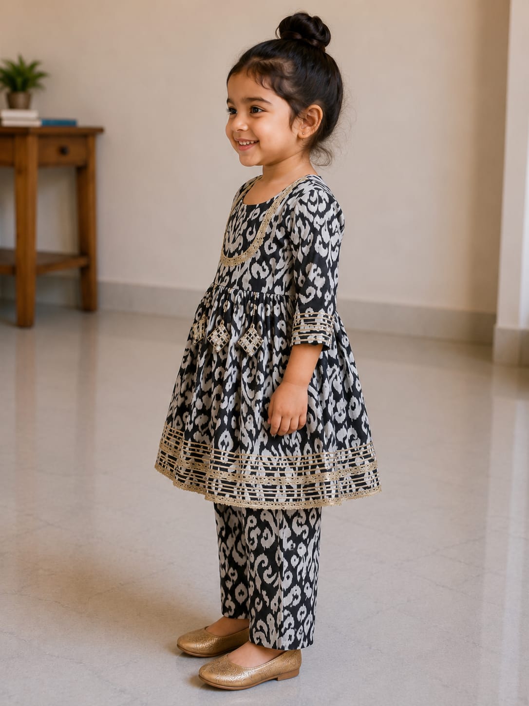 Baby Girl Black Ikat Print Cotton printed kurta pant set