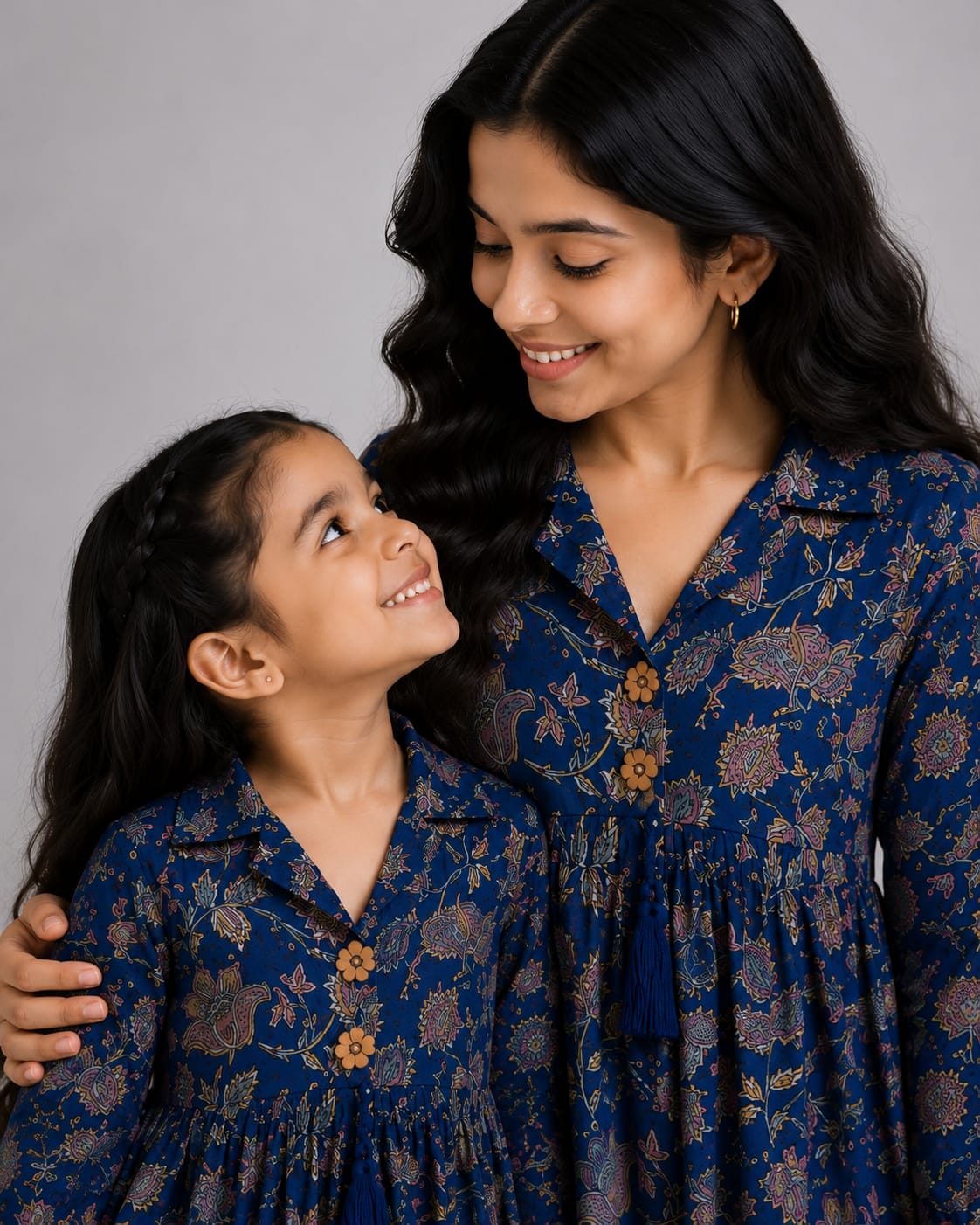 Mom & Daughter Navy Blue Floral Printed Cotton Top & Ivory Trouser Matching Co-ord Set