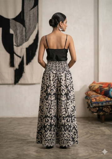 Women's Ikat Print Smocked Waist Flared Maxi Skirt