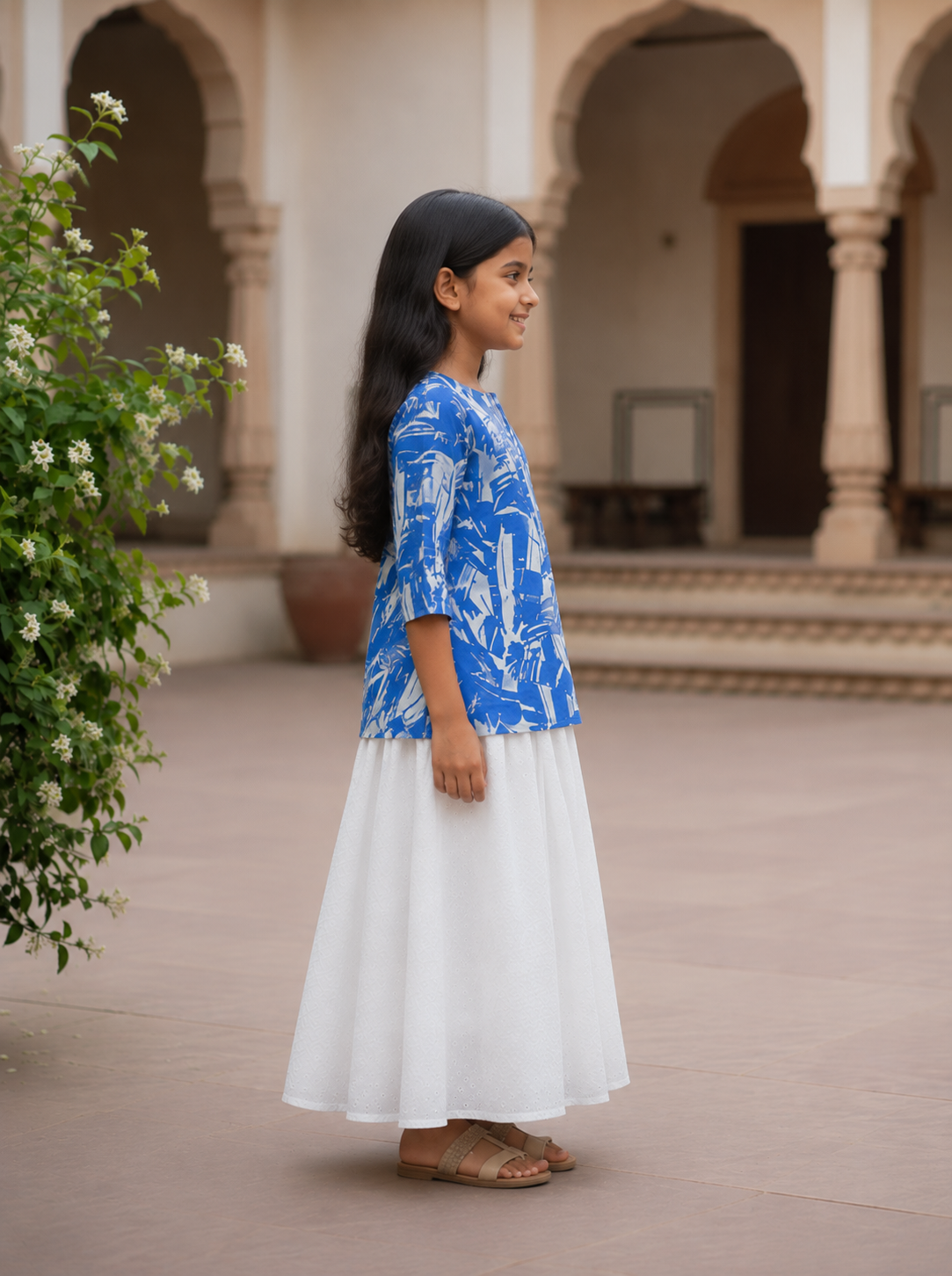 Girl's Royal Blue Abstract Printed Kurta & White Eyelet Flared Skirt Set
